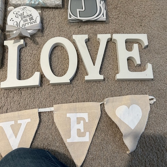 Wedding items - Picture 6 of 10